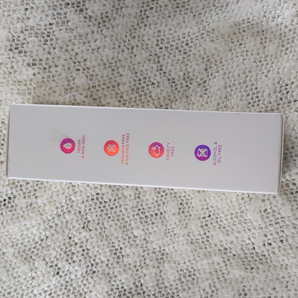 TYS BEAUTY Final Treat Hyaluronic Acid Setting Spray, 80ml/2.71fl oz - Picture 6 of 14